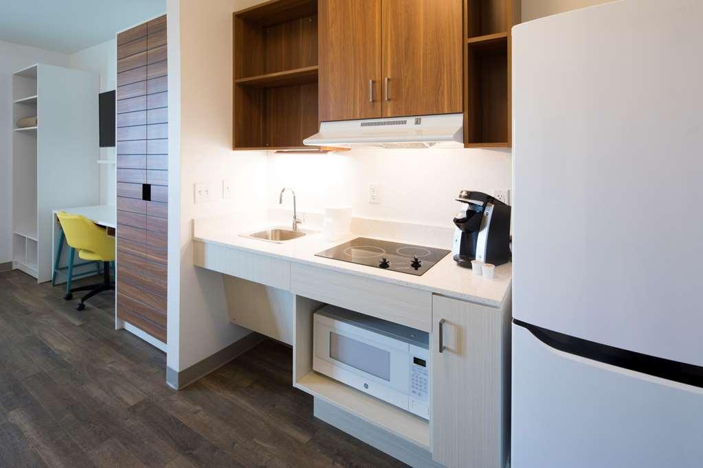 Uptown Suites Extended Stay Austin Tx - Downtown Ruang foto